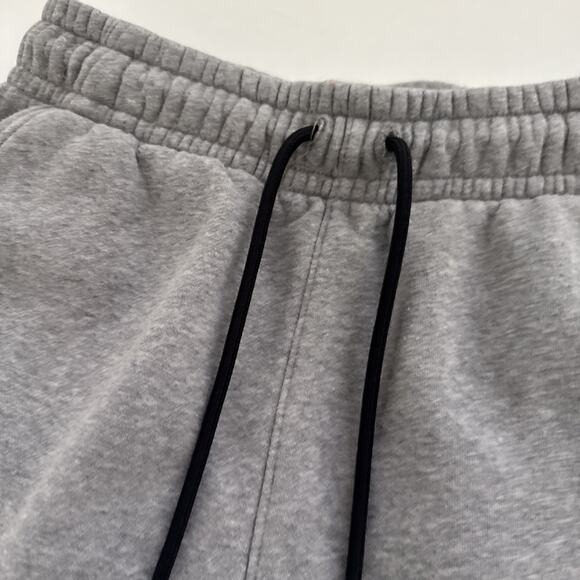 VTG Jordan Sweat Shorts Mens Embroidered Jumpman Logo Training Gym Small READ - Picture 3 of 12